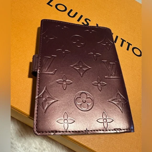 💫 Louis Vuitton RARE Matte Vernis Violet/Purple Leather PM Agenda!! - Picture 11 of 16